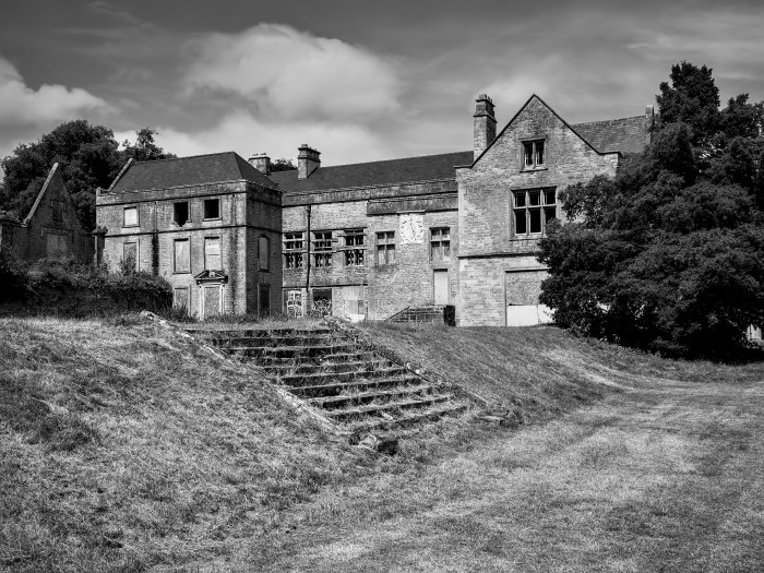 Collection 107 photo by Paul Deverill