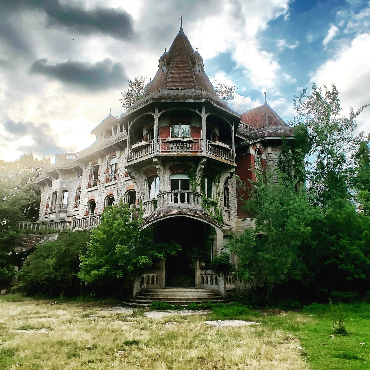 Collection 22 photo by Ron Hollender