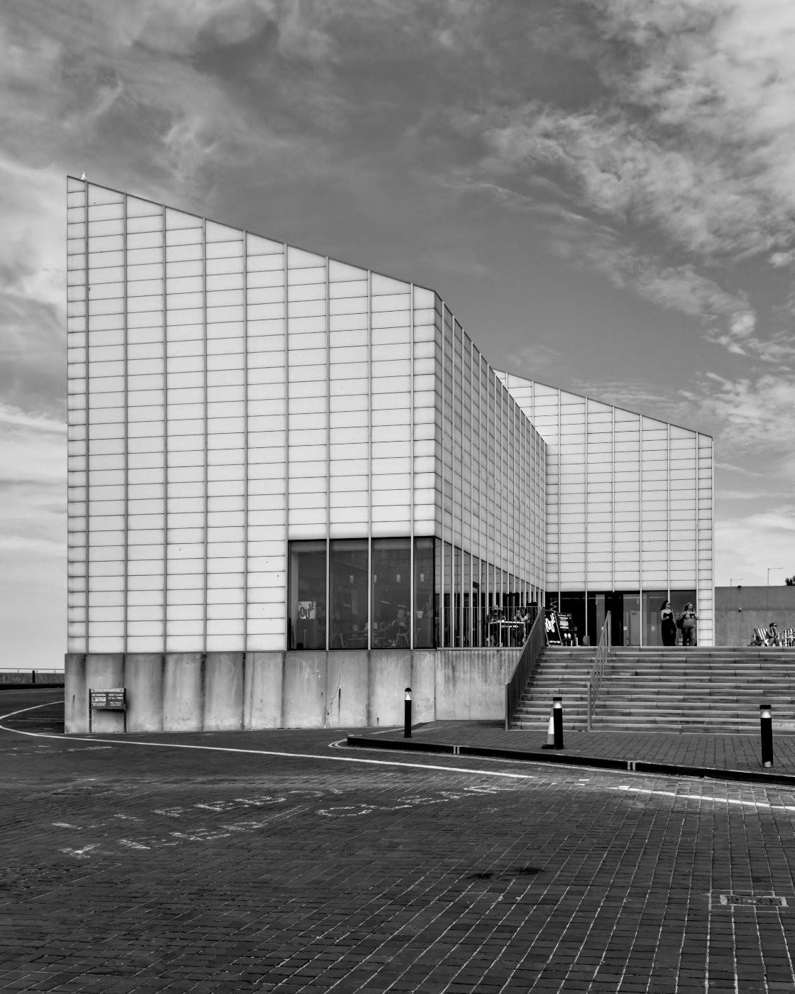 Collection 94 photo by Paul Deverill
