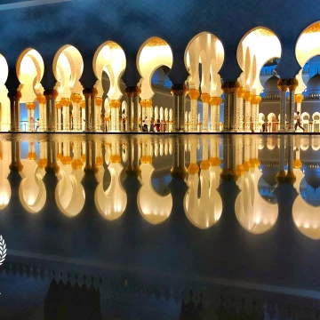 The Sheikh Zayed Mosque at Abu Dhabi is a Photographer’s Paradise & it even looks more beautiful at the night. The reflection of the its arches & coulumns on the water & marble makes it look more prettier. The sight was just magical & giving a sense of calmness to the mind. 