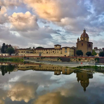 Florence, Italy<br />
The dome of the Chiesa del Cestello is reflected on the waters of the Arno.<br />
<br />
Firenze, Italia<br />
La cupola della Chiesa del Cestello si riflette sulle acque dell’Arno.