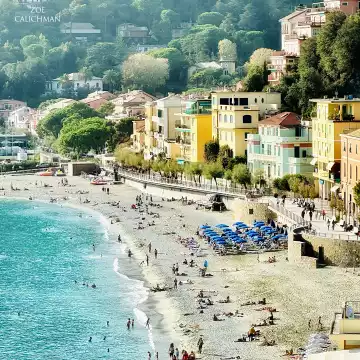 A wonderful excursion to the Cinque Terre last fall with Sif during her famous Sisterhood Retreats. Exploring the only residential National Park in Italy!