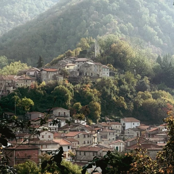 A remote village in the Tuscany. Tranquil and simple; the type of life style I long for these days.