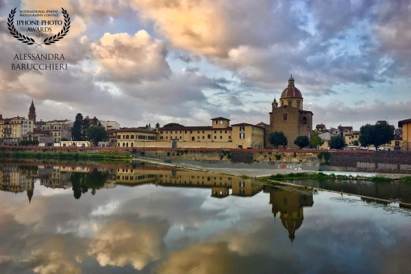 Florence, Italy<br />
The dome of the Chiesa del Cestello is reflected on the waters of the Arno.<br />
<br />
Firenze, Italia<br />
La cupola della Chiesa del Cestello si riflette sulle acque dell’Arno.