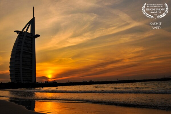 I took this photo at a popular beach in Dubai. Sunsets are always special, a beautiful beach on the side makes them extra special. 'Every sunset is an opportunity to reset.' ― Richie Norton.