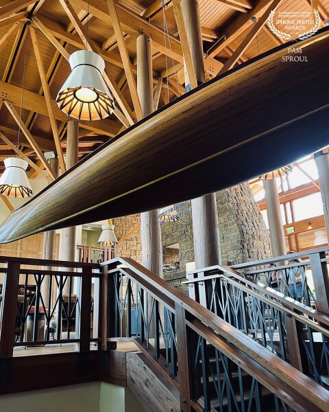This kayak suspended against the beautiful architecture of the Alderbrook Lodge caught my eye with it’s beauty<br />
<br />
“Pacific NW Lodge Art”-2022