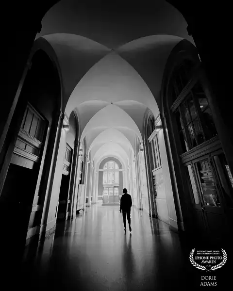 This was taken on my way out from Waterfront Train Station in Vancouver, BC Canada<br />
Device: iPhone 13Pro