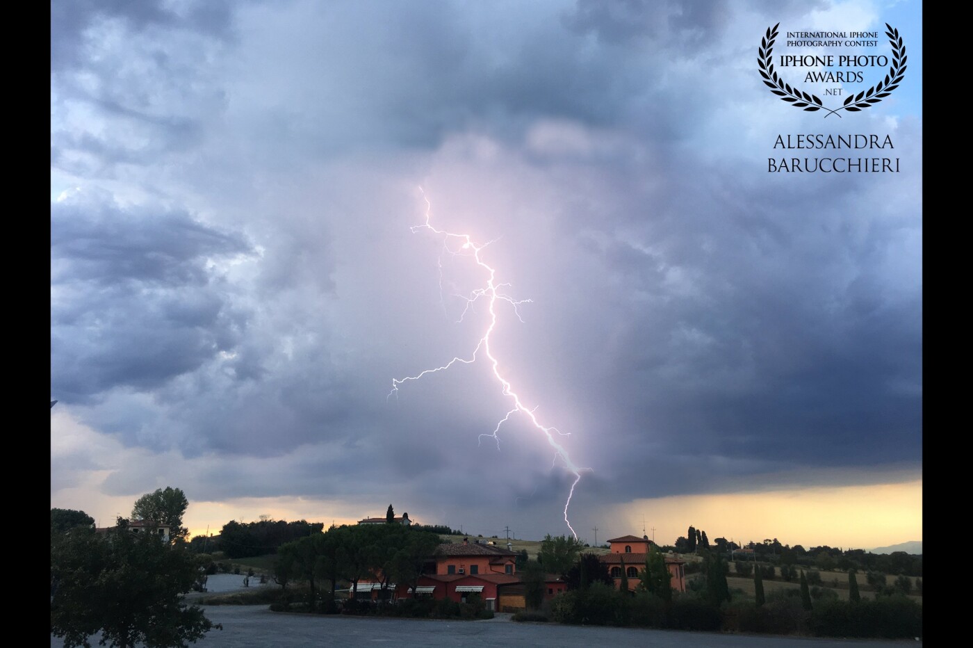 Bradicorte, Arezzo, Italy<br />
A summer storm in the land of Tuscany. Lightning and thunder rolled all around me.<br />
<br />
Bradicorte, Arezzo, Italia<br />
Un temporale estivo in terra di Toscana. Fulmini e tuoni rotolavano tutto intorno a me.