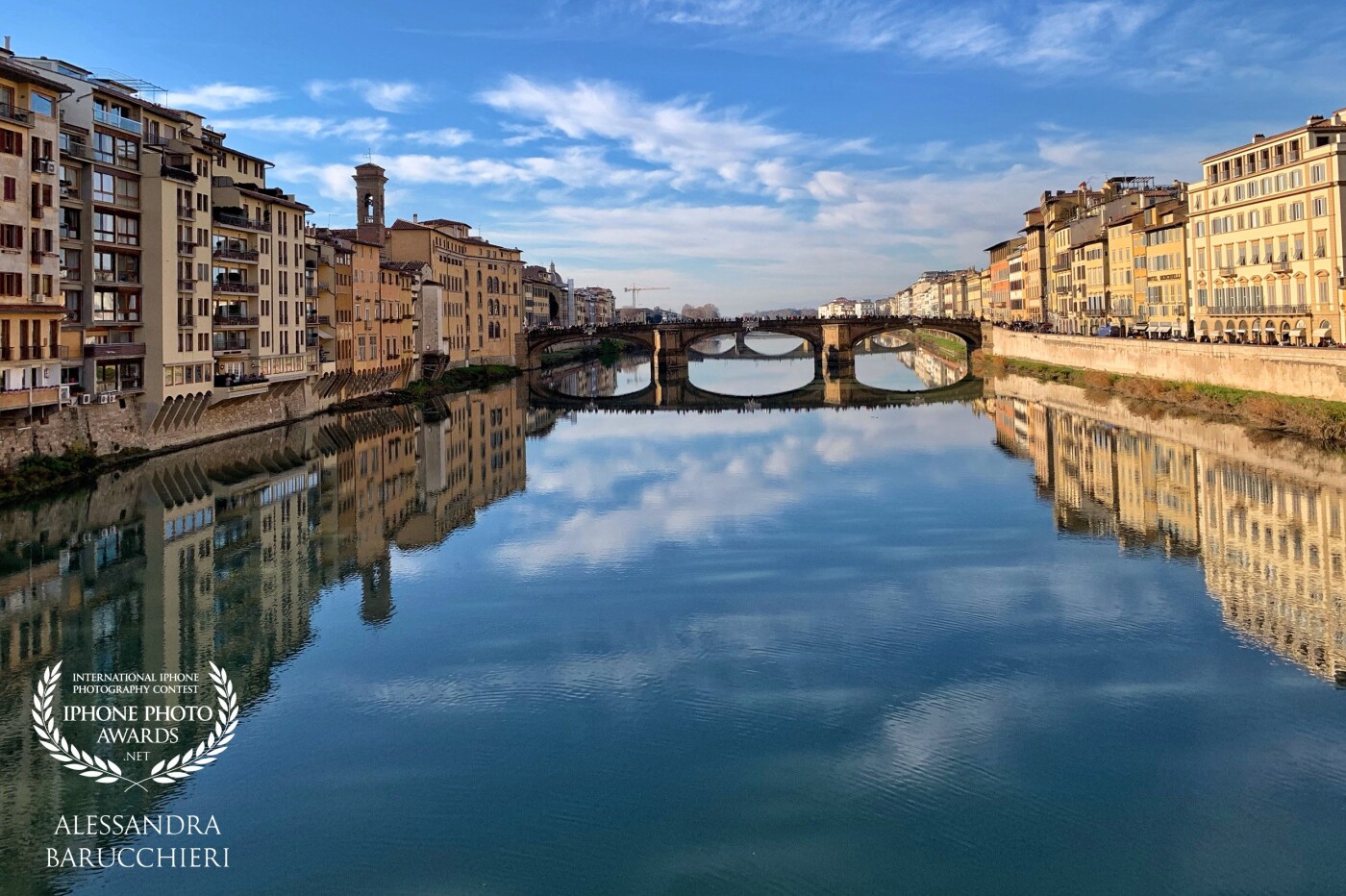 Florence, Italy<br />
The Arno river flows like a mirror between buildings and bridges. My city is always beautiful.<br />
<br />
Firenze, Italia<br />
Il fiume Arno scorre come uno specchio fra palazzi e ponti. La mia città é sempre bellissima.