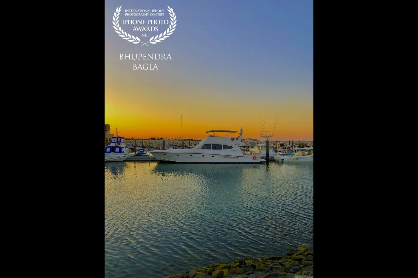 This was shot at the Jumeirah Fishing Harbour in Dubai. The mesmerizing sunset right behind the Yachts makes the whole ambiance looks so romantic and I just couldn’t resist myself from capturing this perfect moment of the day. 
