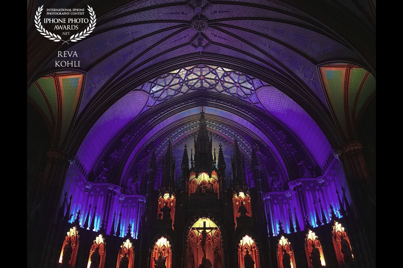 The beautiful interiors of the majestic Notre-Dame Basilica Church, Montreal. This was shot right after a breathtaking sound and light show at the church called the “Aura” which is absolutely surreal and gives you an experience of a lifetime, it felt like I'm healing from within... This is a must go-to show if you visit Montreal, 