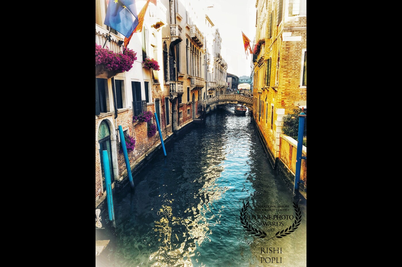 The living experience of being able to enjoy a gondolier sing while navigating through the historic Venetian canals feels like a chapter from a romantic novel. I was blessed to be able to share this experience with the wife and 2 daughters.  