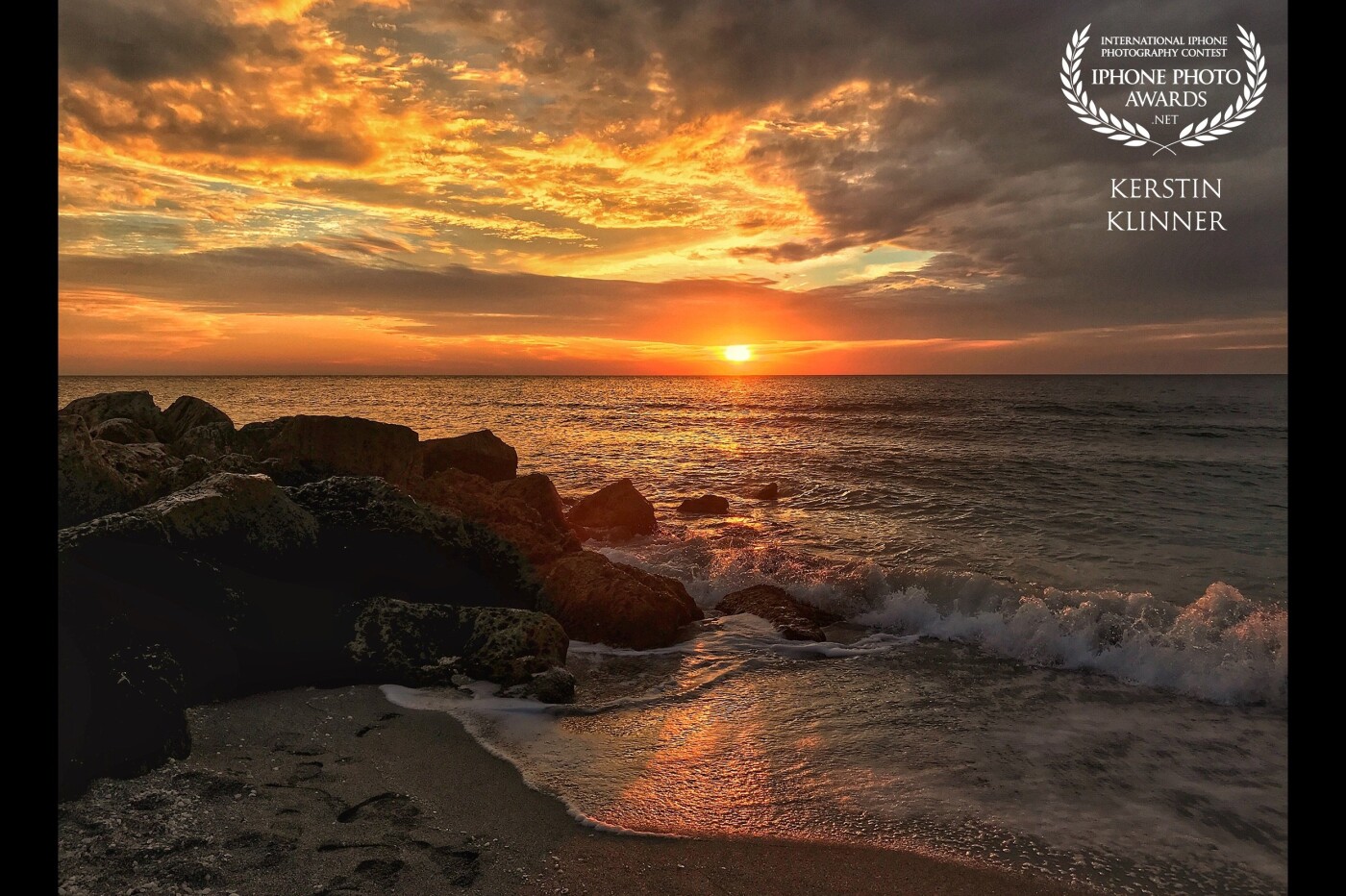 A beautiful day at Turner Beach (Captiva, Florida) was crowned with this magical sunset. This picture was taken with an iPhone 7 Pro.