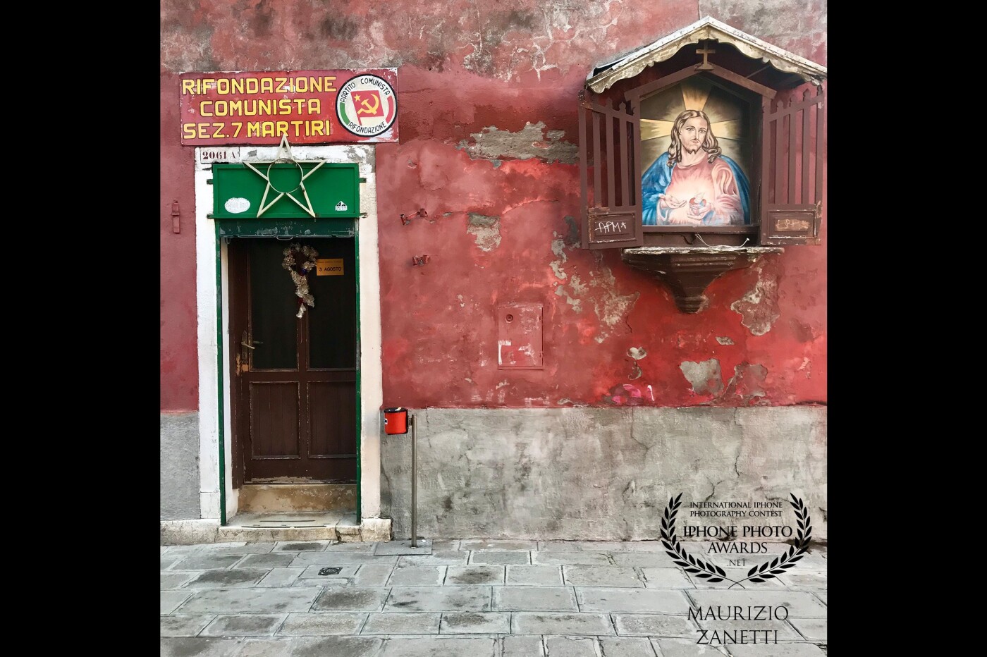 Sacred and profane in Venice, Castello district, a few hundred meters from the Arsenale. An ancient capital and the old communist section coexist to the delight of the few tourists who pass through these streets of the Venice of the Venetians. 
