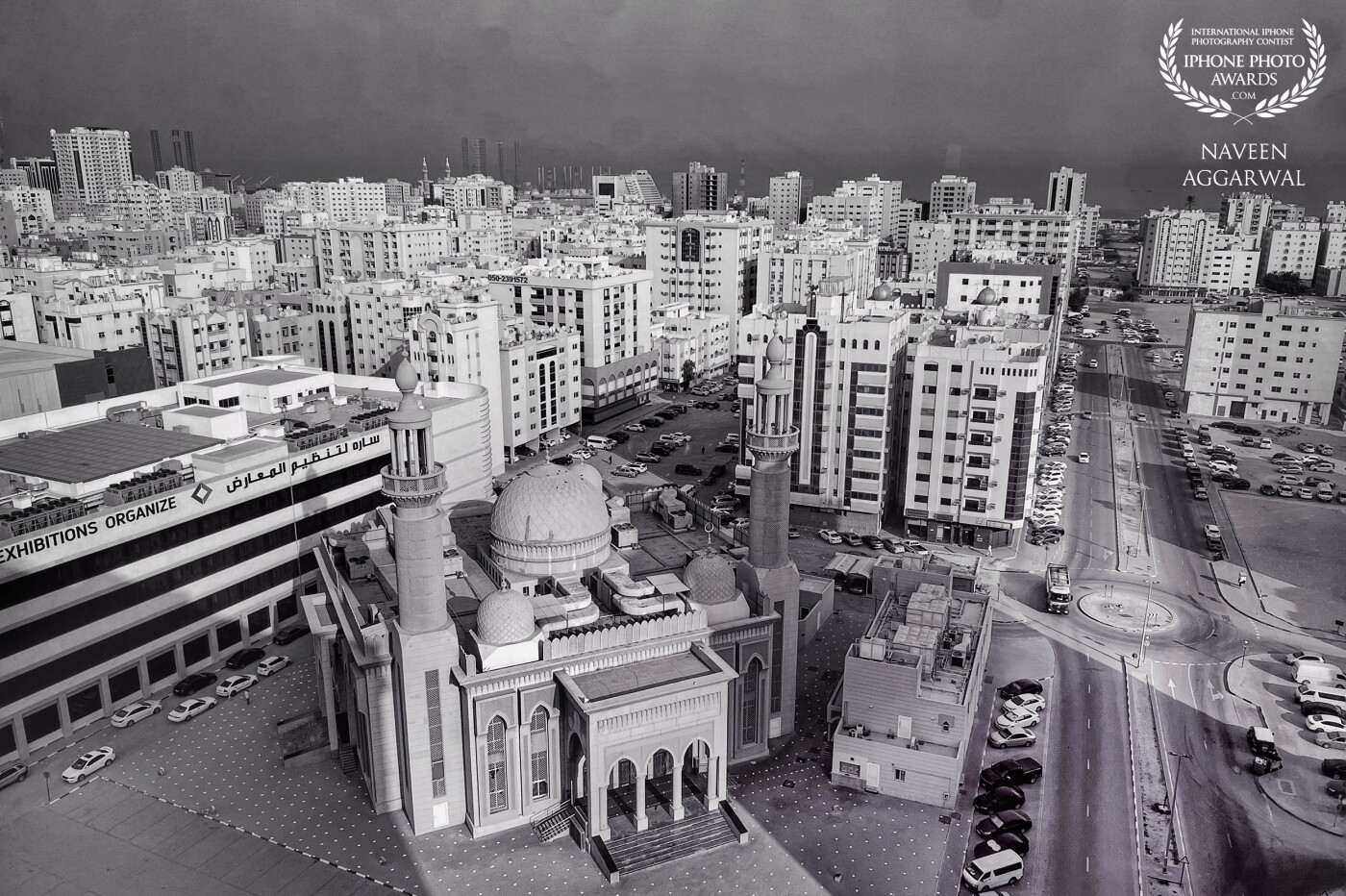 Aerial view and especially city view in black and white amazes me always . This is a beautiful shot of Sharjah creek from the rooftop of one high rise building in Sharjah , UAE