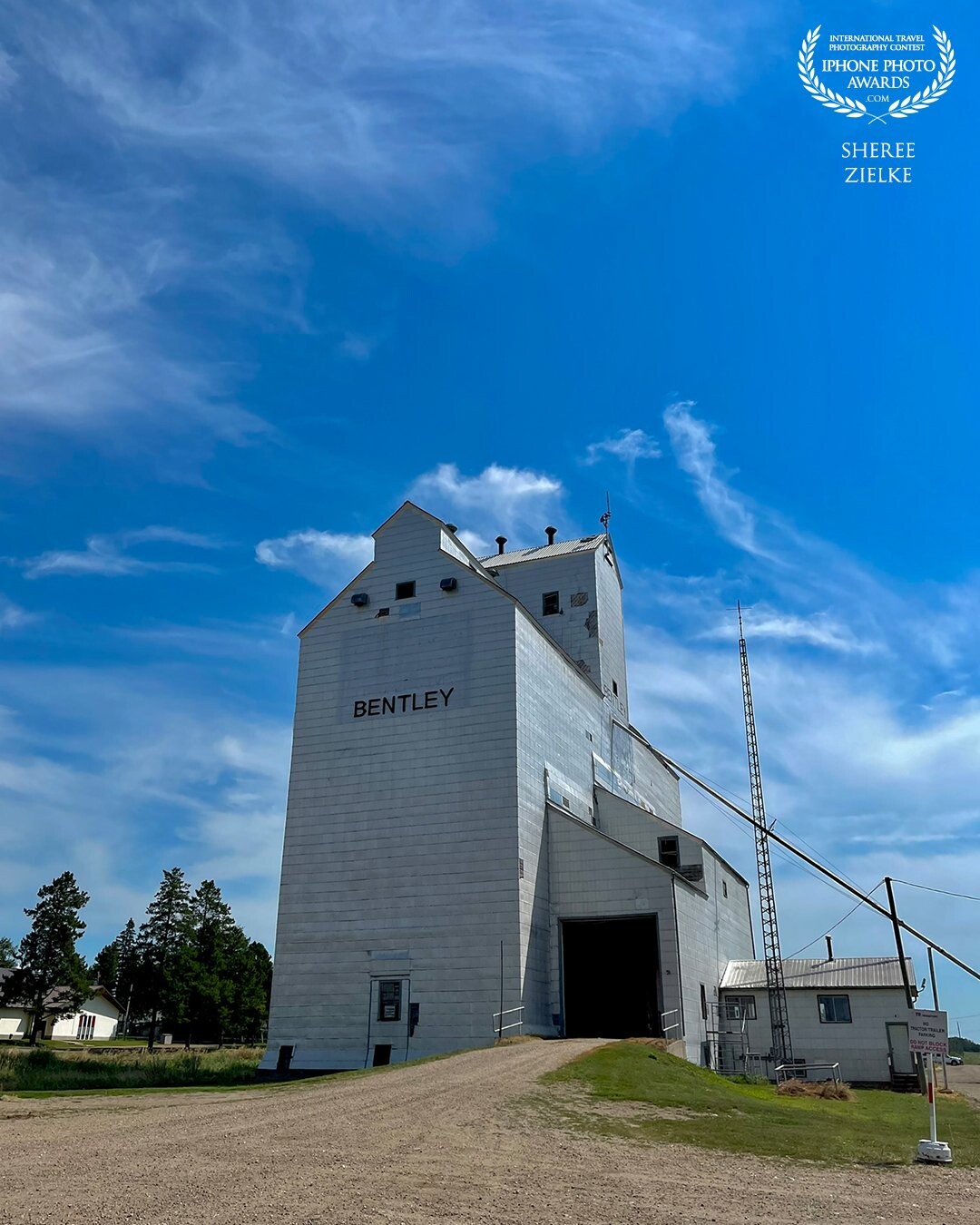 I call these Canadian grain elevators (a disappearing architectural form) the grand dames of the prairies. A cerulean blue sky is the perfect backdrop for these majestic beauties. I am saddened each time one is torn down.
