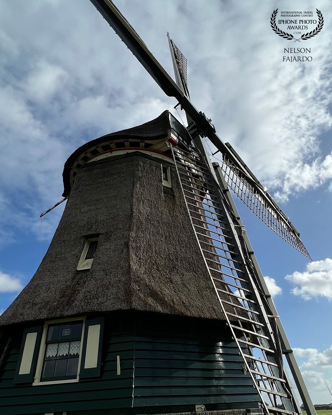 I guess, I don’t have to describe this. It’s Hollands famous windmill, taken on a very strange scattered rain showers, like every 5-10 minutes.