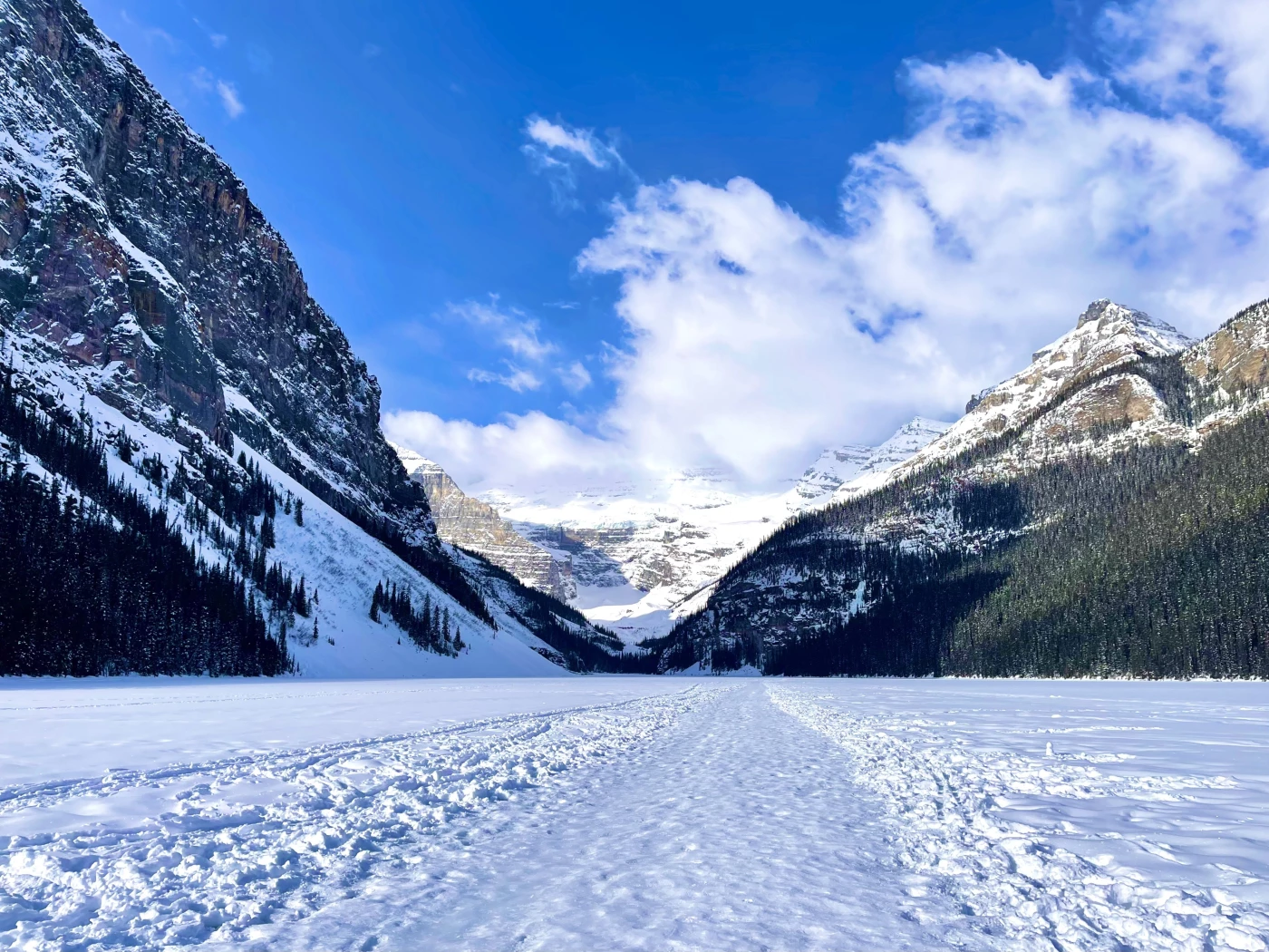 Lake Louise (Banff, Canada) in its frozen glory! Waking up early to capture this moment - just me, t...