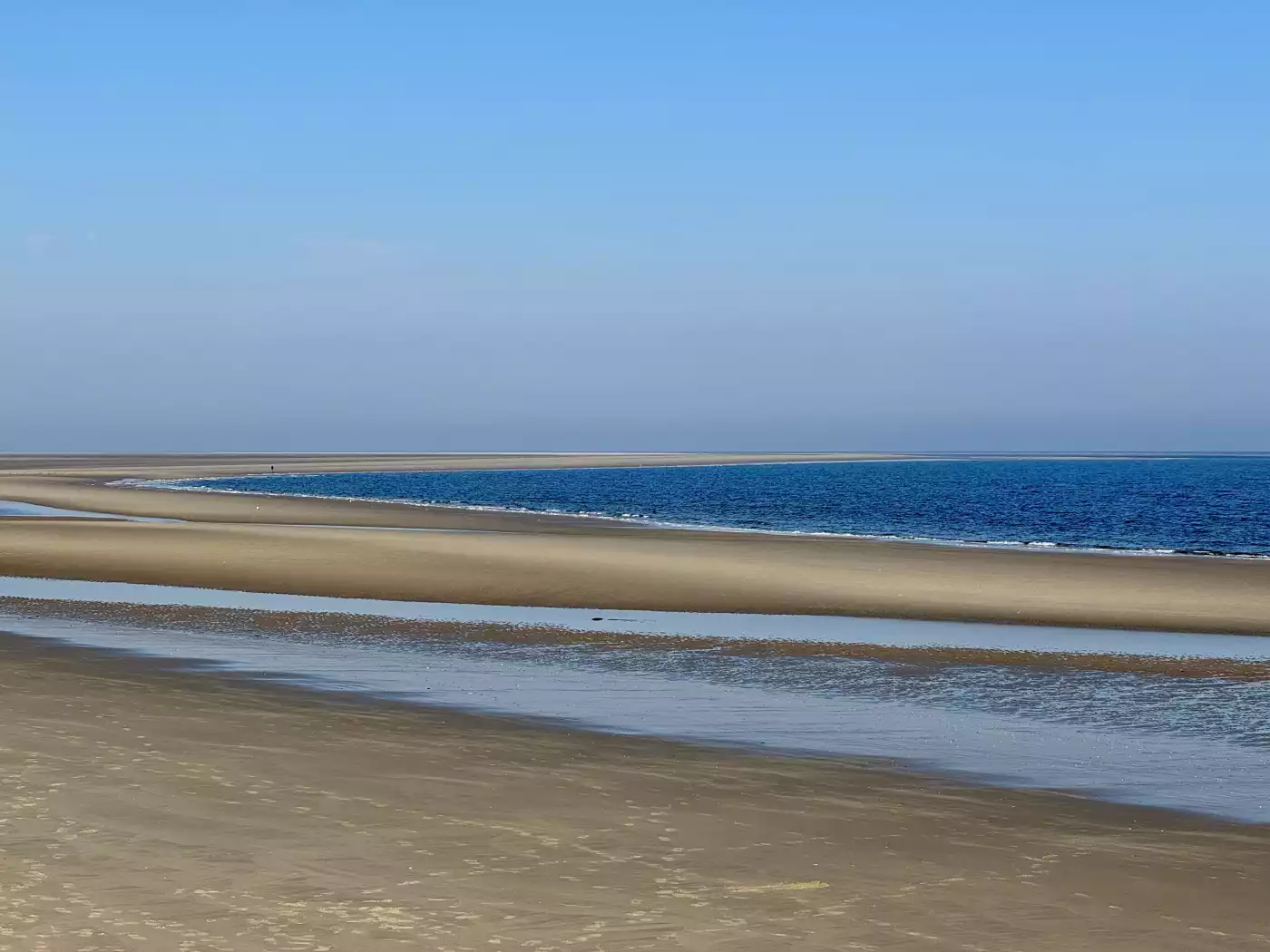 The best glimmer there is… an empty beach.